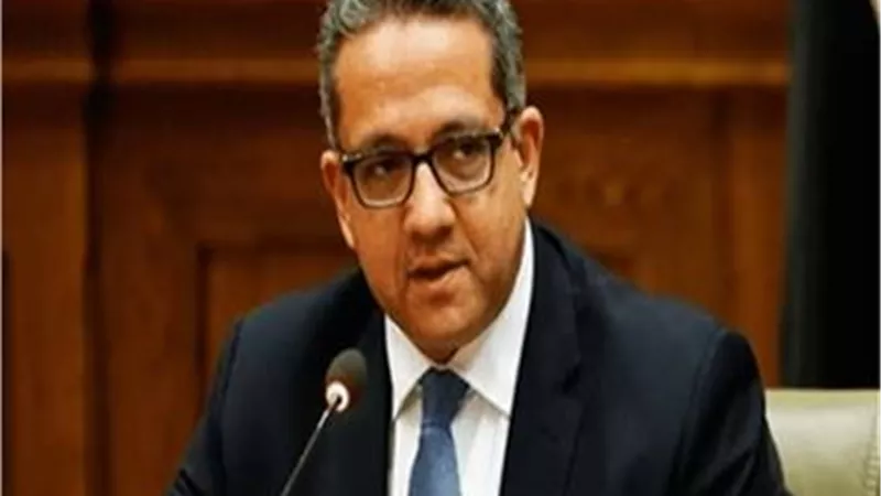 العنانى: مليار دولار خسائر تعليق السياحة .. لكن حياة المصريين لاتقدر بثمن | فيديو 