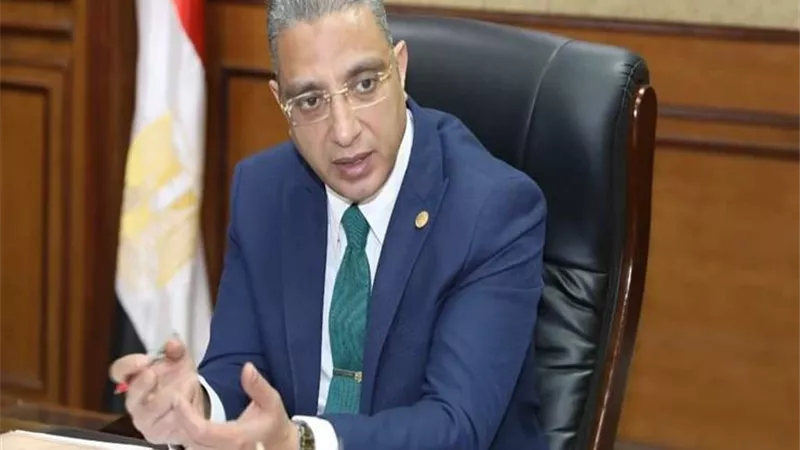 محافظ الفيوم: إلغاء الاسواق العامة وتعقيم ماكينات الصرف الآلى | فيديو