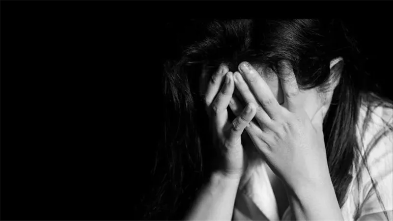 من جحيم زوجة الأب لعنف زوجها في العلاقة.. مأساة حنان في محكمة الأسرة 