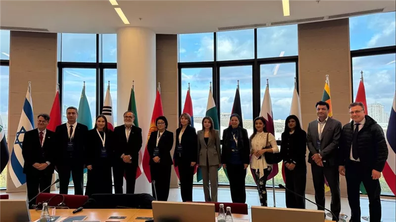 الجامعة البريطانية في مصر تشارك في مؤتمر الطاقة الخضراء والاستدامة بأذربيجان