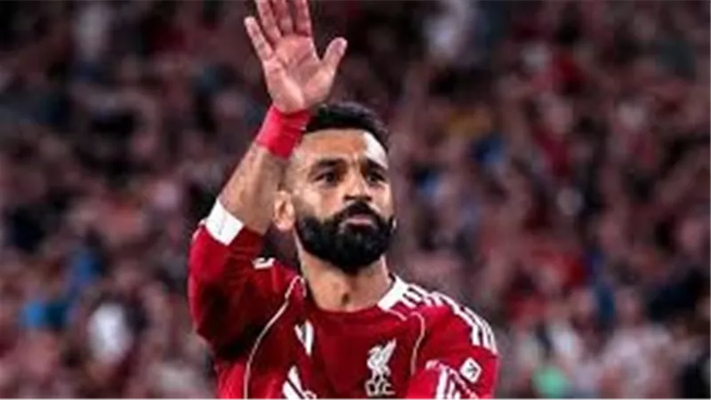 كبش فداء..تعليق ناري من أسطورة تشيلسي وإنجلترا على أزمة محمد صلاح