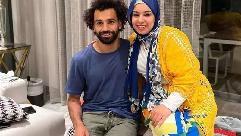 من أنتم؟.. رد ناري من شقيقة محمد صلاح على انتقادات الفنان عباس أبو الحسن