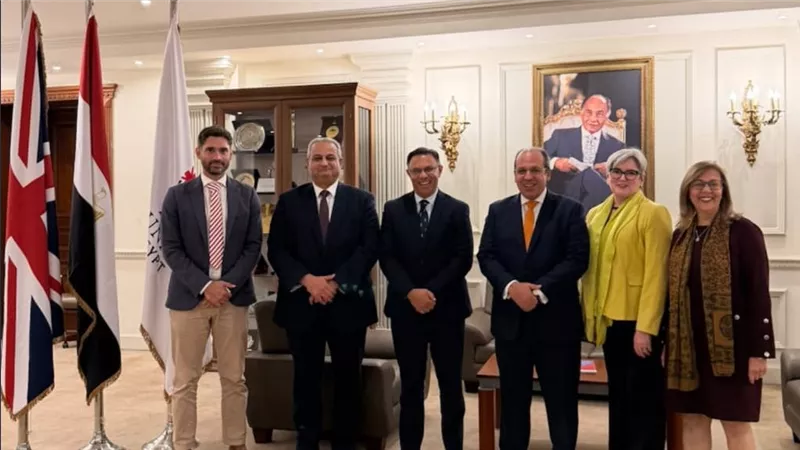 الجامعة البريطانية في مصر توسّع شراكاتها الدولية بتوقيع بروتوكول تعاون مع جامعة ولفرهامبتون البريطانية
