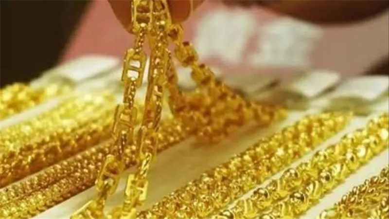 سعر الذهب اليوم الثلاثاء 16-12-2025 ارتفاع جديد