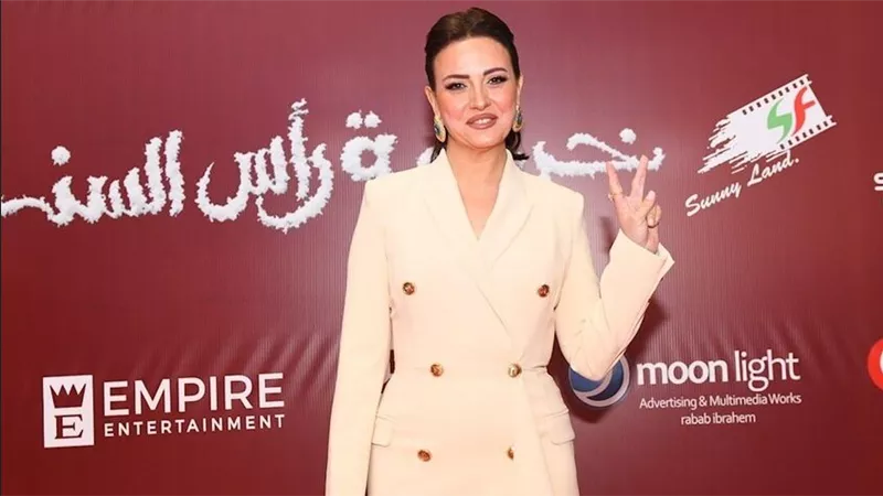 بعد انتهاك خصوصيتها.. التفاصيل الكاملة لأزمة ريهام عبد الغفور