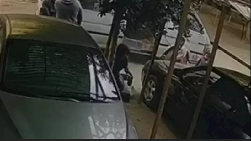 والدة الطالبة سحبتني من شعري.. مشرفة باص مدرسة بالعمرانية تكشف تفاصيل تشويه وجهها