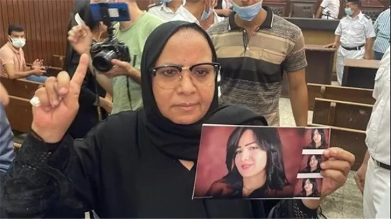  فيديوهات لاثبات الإدانة.. تفاصيل 10 دقائق مثيرة في محاكمة والدة شيماء جمال 