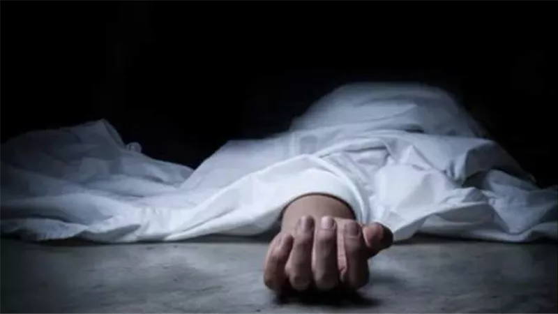 التنقيب عن الذهب ينتهي بمأساة.. تفاصيل العثور على جثة شاب بالمناطق الجبلية في قنا