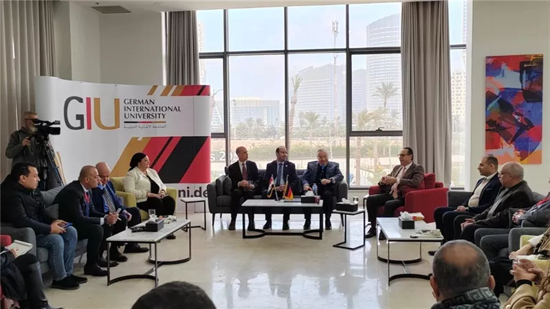 أشرف منصور: الجامعة الألمانية الدولية نموذجا لدمج التعليم الأكاديمي والبحث التطبيقي والممارسة الصناعية