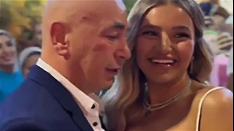 رجل أعمال يقاضي حسام حسن وابنته بسبب رفضهما رد مشغولات ذهبية بملايين الجنيهات