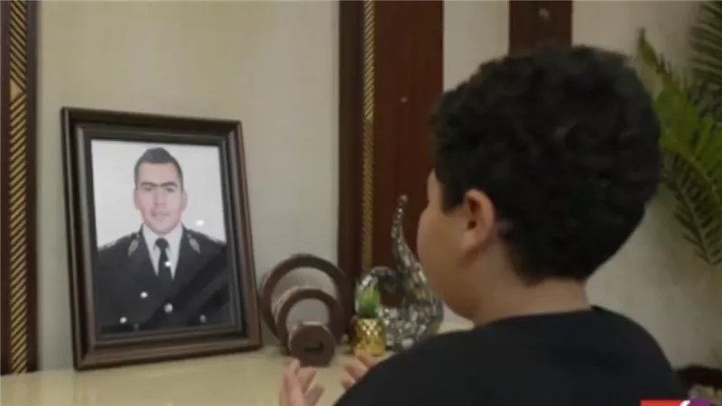  بعد رسالة مؤثرة من نجله.. من هو الشهيد البطل العقيد رامي هلال؟