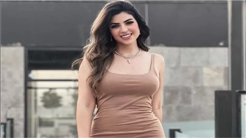 فستان جريء.. ميرنا جميل تخطف الأنظار في أحدث ظهور | شاهد