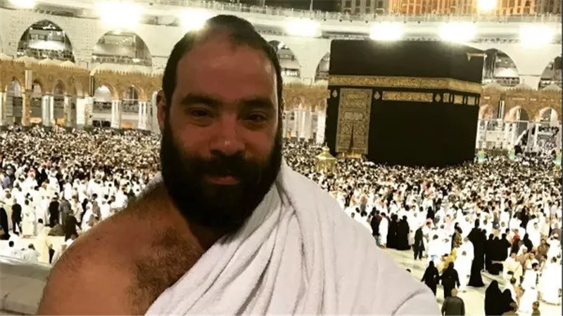 تريند السوشيال ميديا.. الفنان وائل عوني يكشف حقيقة اعتناقه الإسلام 