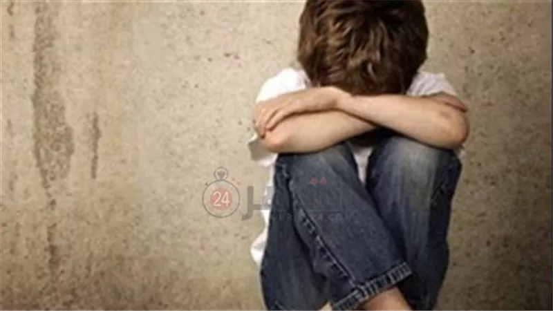 تفاصيل مثيرة في القبض على طالب تحرش بزميله بمدخل عقار منزلهما بالبساتين