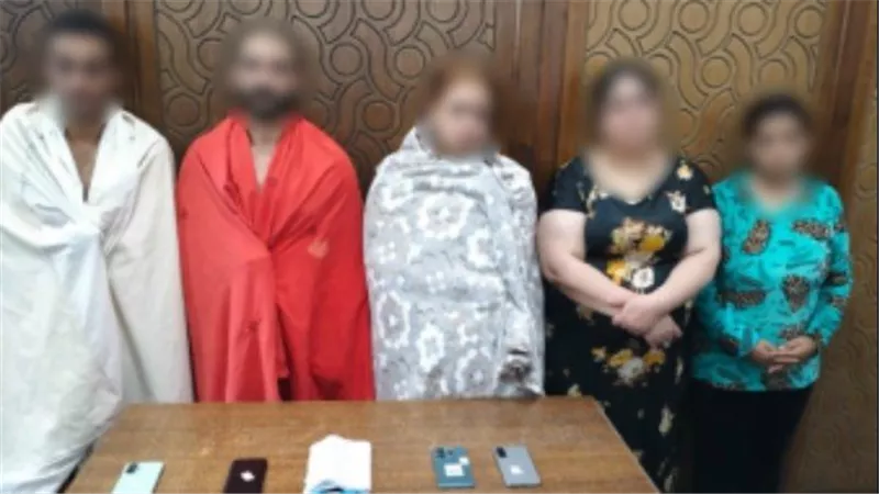 تفاصيل القبض على سيدتين يمارسان الرذيلة داخل منزل بالإسكندرية 