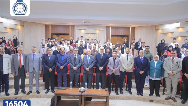جامعة الريادة تستضيف خبراء يابانيين في يوم علمي حول العيادات والصحة الرقمية