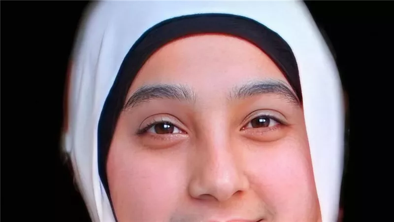 ملحقتش تفرح بالنتيجة.. تفاصيل مأساوية في سقوط طالبة إعدادية من أعلى سلم منزلها بالمنوفية 