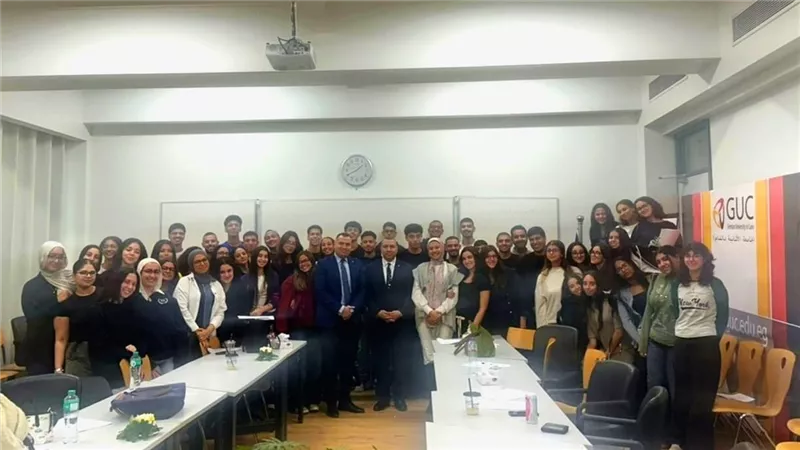 10ورش عمل تطبيقية تعزز مهارات طلاب كلية الحقوق بالجامعة الألمانية بالقاهرة