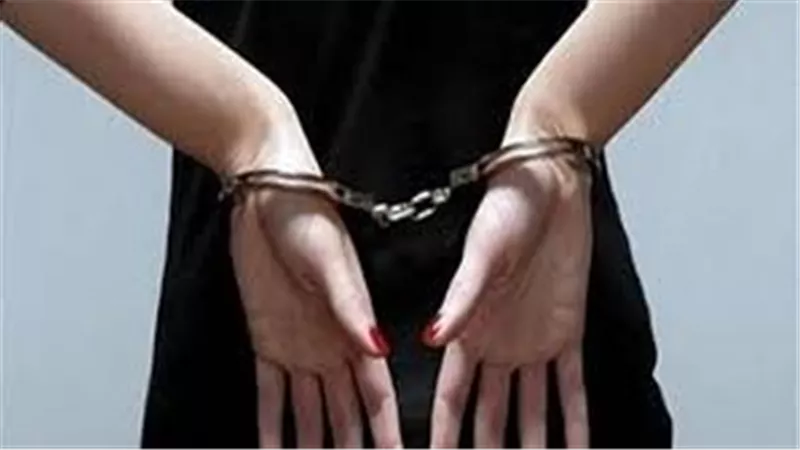 خلصت على طفليها.. تفاصيل جريمة غرام البشعة في الجيزة 