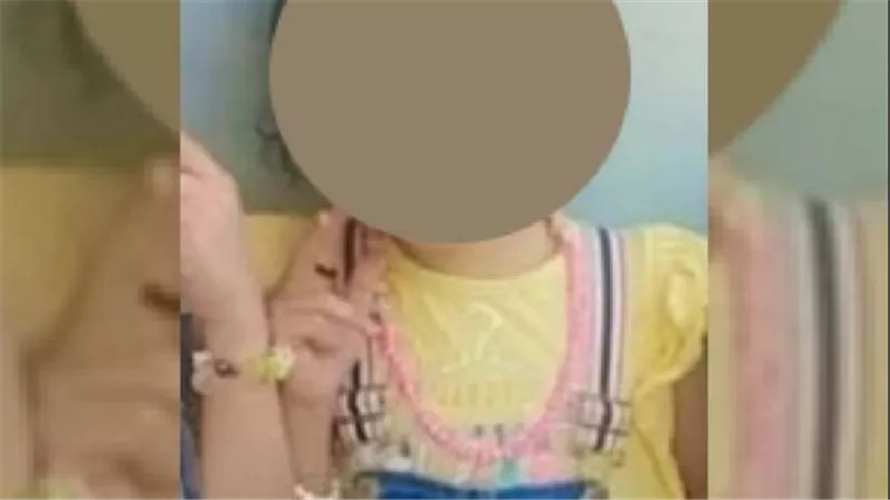 خلص عليها بعد ذهاب والدتها للعمل.. تطورات جديدة في قضية طفلة المنيب