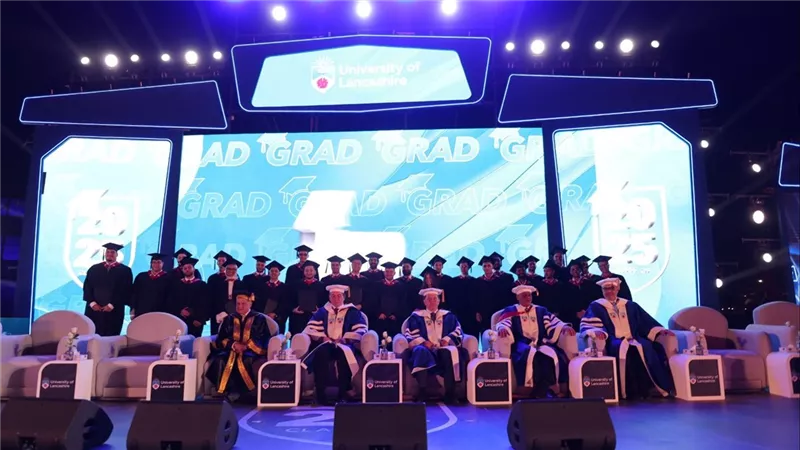 الجامعات الأوروبية في مصر (EUE) تحتفل بتخريج جيل الرواد لعام 2025