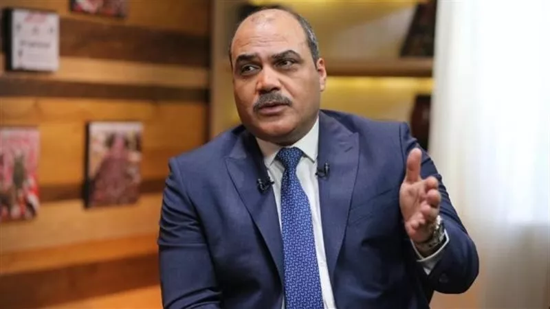 تعادل الرجل وقد تفوقه.. محمد الباز يطالب بإعادة النظر فى شهادة المرأة | فيديو