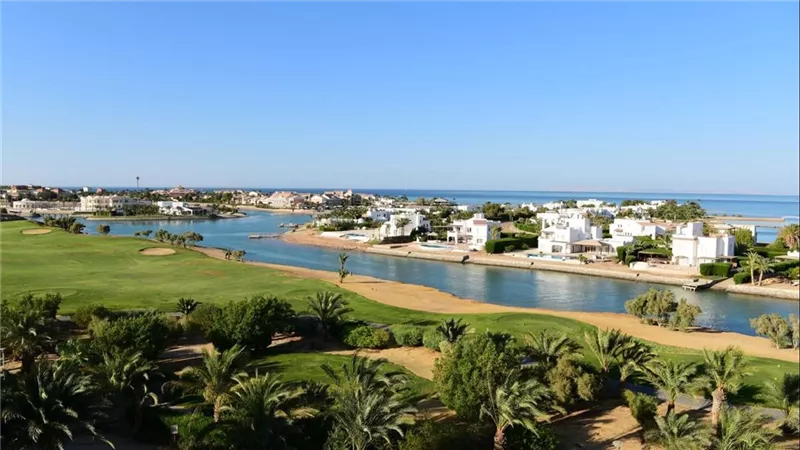 بإيرادات 19.8 مليار جنيه.. الجونة تحقق نموًا قياسيًا في الإيرادات والمبيعات العقارية خلال 2025