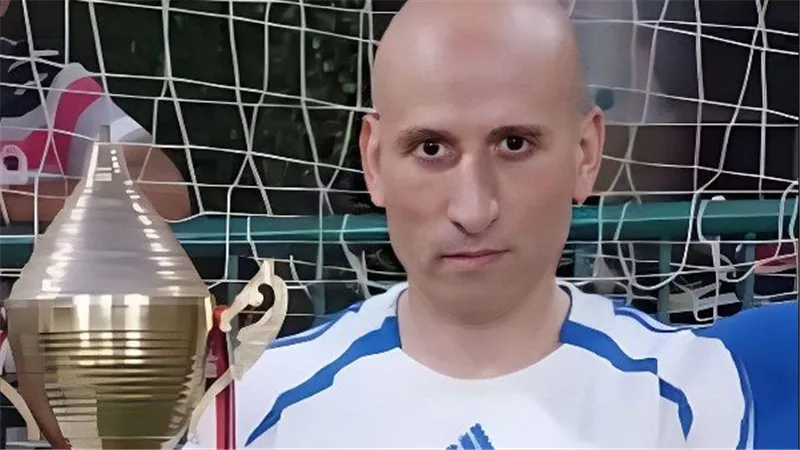 تفاصيل مأساوية في وفاة شخص أثناء لعب كرة القدم بالمنوفية