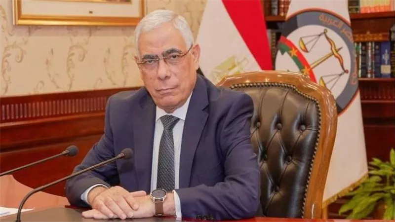 تفاصيل إحالة المتهمين بإدارة أكبر شبكة دولية لقرصنة البث الرياضي للمحاكمة الجنائية