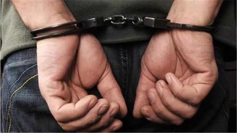 بنقاب وملابس نسائية.. تفاصيل مثيرة في ضبط رجل داخل مصلى سيدات بالإسكندرية