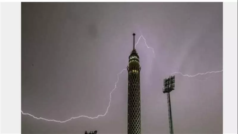 تقلبات جوية وأمطار رعدية.. الأرصاد تحذر من حالة الطقس غدا الثلاثاء 31-3-2026