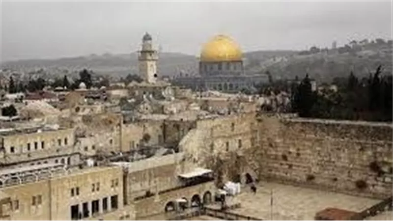 القدس.. تعزيزات أمنية مكثفة تطوق البلدة القديمة وسط إجراءات مشددة