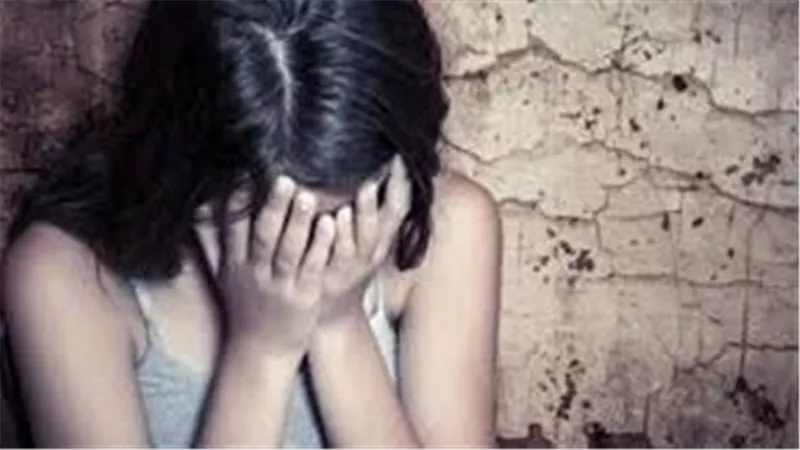  لمس أجزاء حساسة.. تفاصيل التحقيق مع عاطل تحرش بطفلة في الهرم 