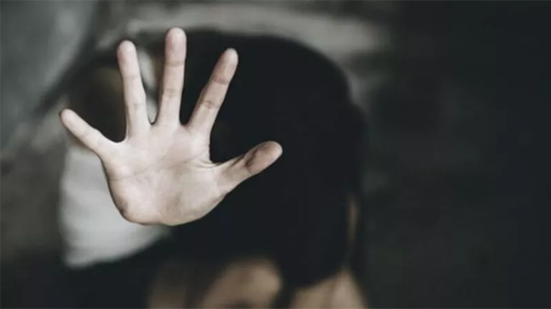 تفاصيل مثيرة في الحكم على سائق هتك عرض فتاة بسيارة نقل جماعي
