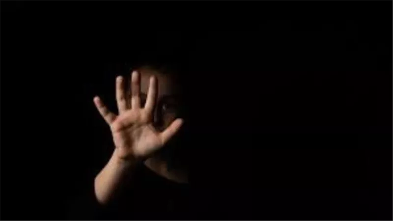  وسط شارع مزدحم.. القصة الكاملة لواقعة التحرش بفتاة الوايلي