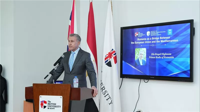 أمير رومانيا يختتم زيارته لمصر بندوة بالجامعة البريطانية ويشهد معرض فني عن التاج الملكي