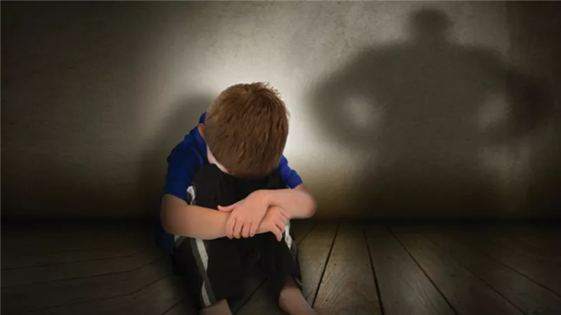  تفاصيل القبض على مكوجي استدرج طفلا وهتك عرضه في العجوزة 