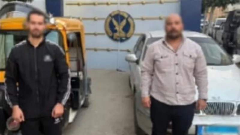 أنا قريبي ضابط.. تفاصيل القبض على سائق توكتوك ورجل أعمال بعد حادث تصادم بالشرقية 