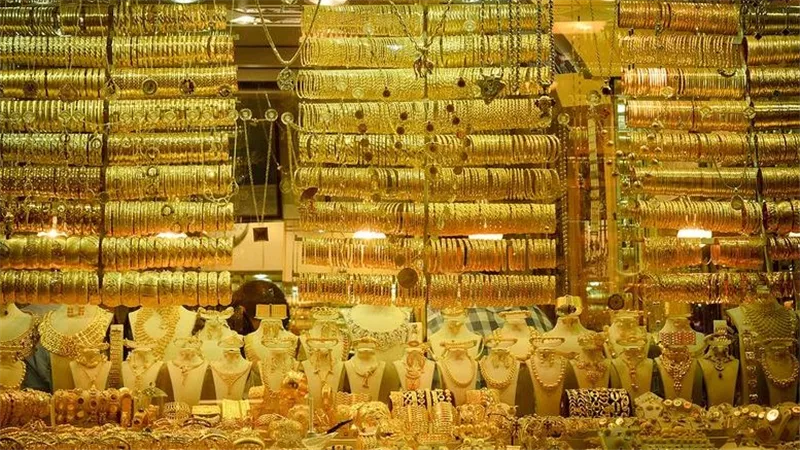 سعر الذهب اليوم الجمعة 15-5-2026 تحرك جديد