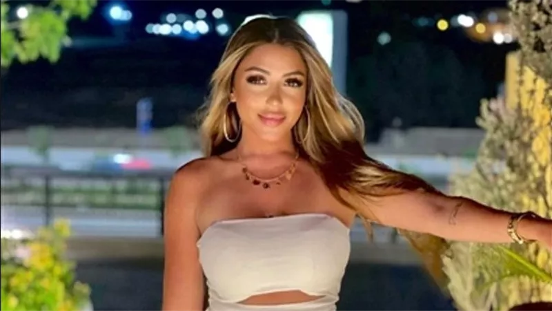  فستان لافت.. سارة سلامة تخطف الأنظار بإطلالة جديدة | شاهد