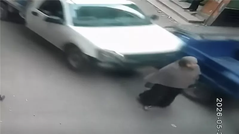  بعد هروبه بالتروسيكل.. تفاصيل سقوط سائق دهس سيدة حامل وشاب في حلوان 