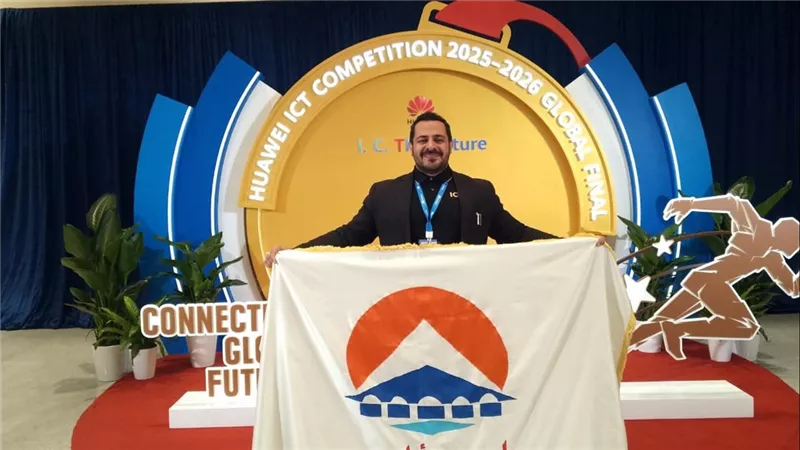 إنجاز عالمي جديد، أستاذ بجامعة 6 أكتوبر يلقب بأفضل محاضر على مستوى العالم 