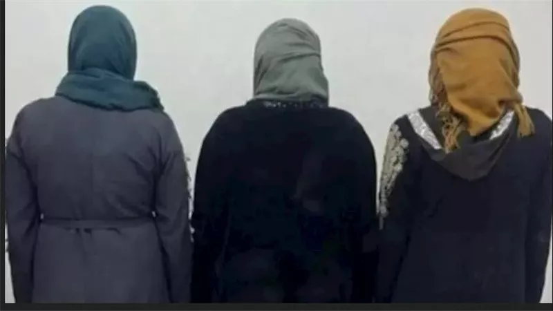 أخفين الجثة 9 سنوات.. 3 شقيقات يقتلن شقيقهن ويحـ رقن جثـ مانه 
