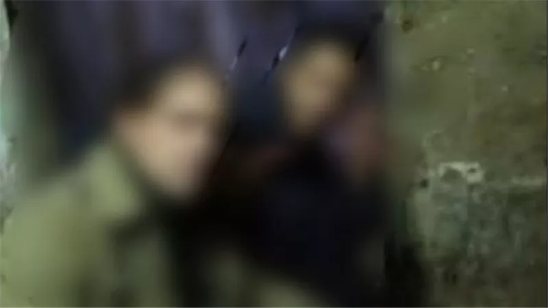  علقه في السقف وصوره عاريا.. تفاصيل صادمة عن جرائم البنا بلطجي أبو النمرس 