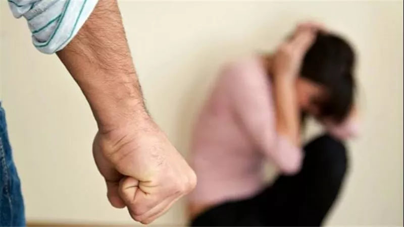 قناع الخطوبة سقط في الصباحية..حكاية سيدة أشعلت السوشيال ميديا بمأساتها