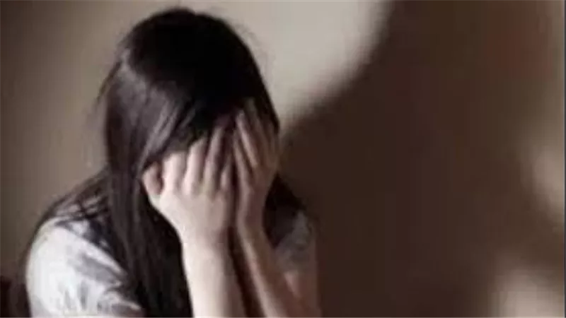  مفاجأة مثيرة في تقرير الطب الشرعي بواقعة هروب فتاة مع جزار لإجبار والدها على زواجهما 