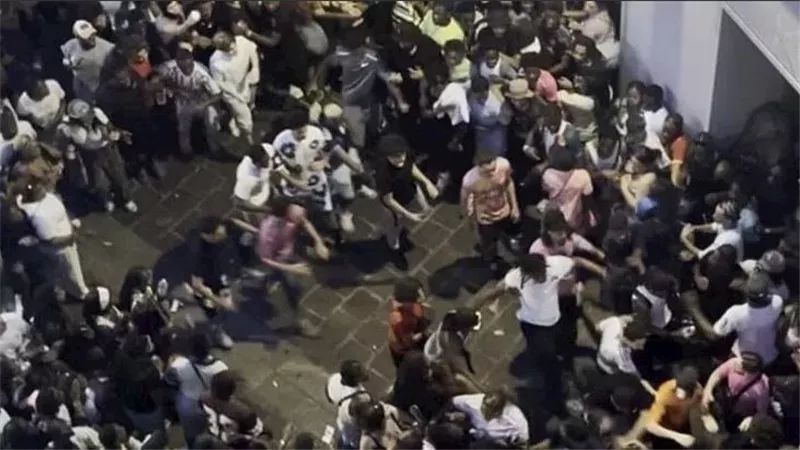اعتداءات جنـ سية وحوادث دهس.. عيد الموسيقى يتحول إلى ليلة رعب في فرنسا | فيديو 