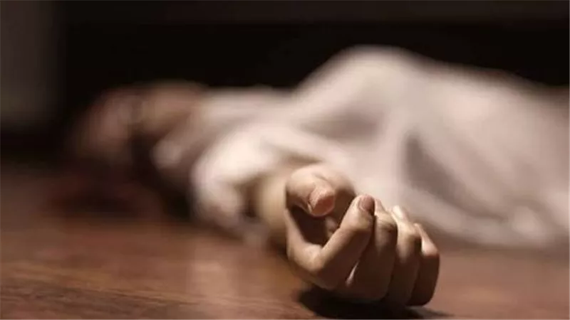 الميراث الملعون.. رصاصات الأشقاء تنهي حياة عمهم وزوجته ونجلهما بأسيوط