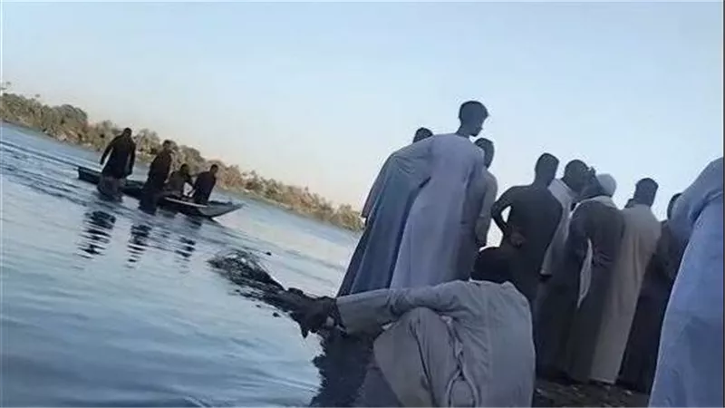 شهامة حتى اللحظة الأخيرة.. تفاصيل مأساوية في غرق سائق أثناء محاولة إنقاذ طفل ببنها