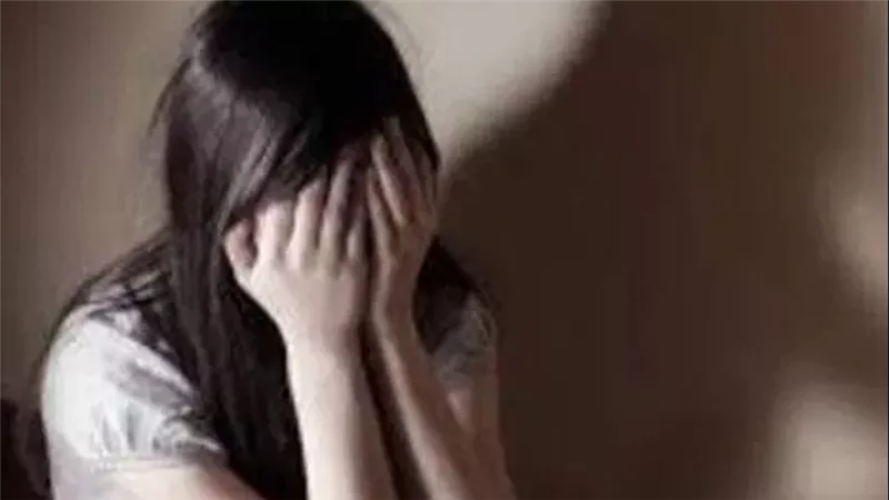 اختطفوا فتاة من ذوي الهمم وتعدوا عليها.. تفاصيل الحكم على 3 متهمين بالبحيرة